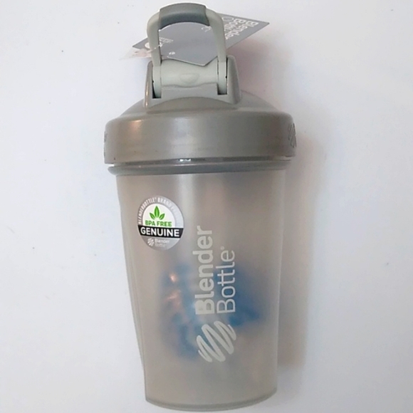BlenderBottle Classic, Pebble Gray, 20 oz, NWT - Picture 1 of 6
